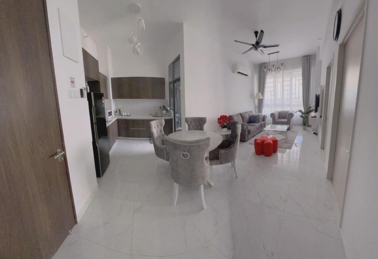 Deena Suite At Troika ,Kota Bharu Eksteriør bilde
