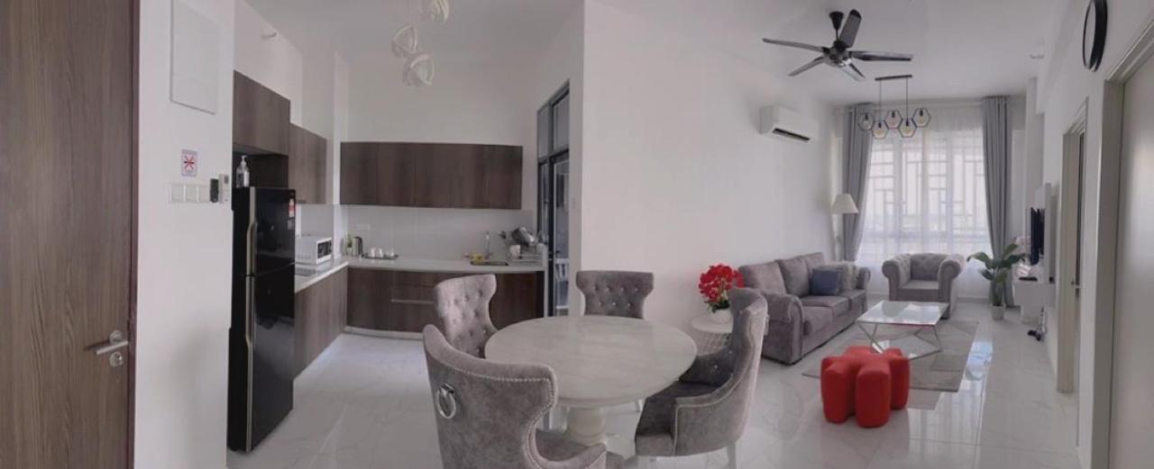 Deena Suite At Troika ,Kota Bharu Eksteriør bilde